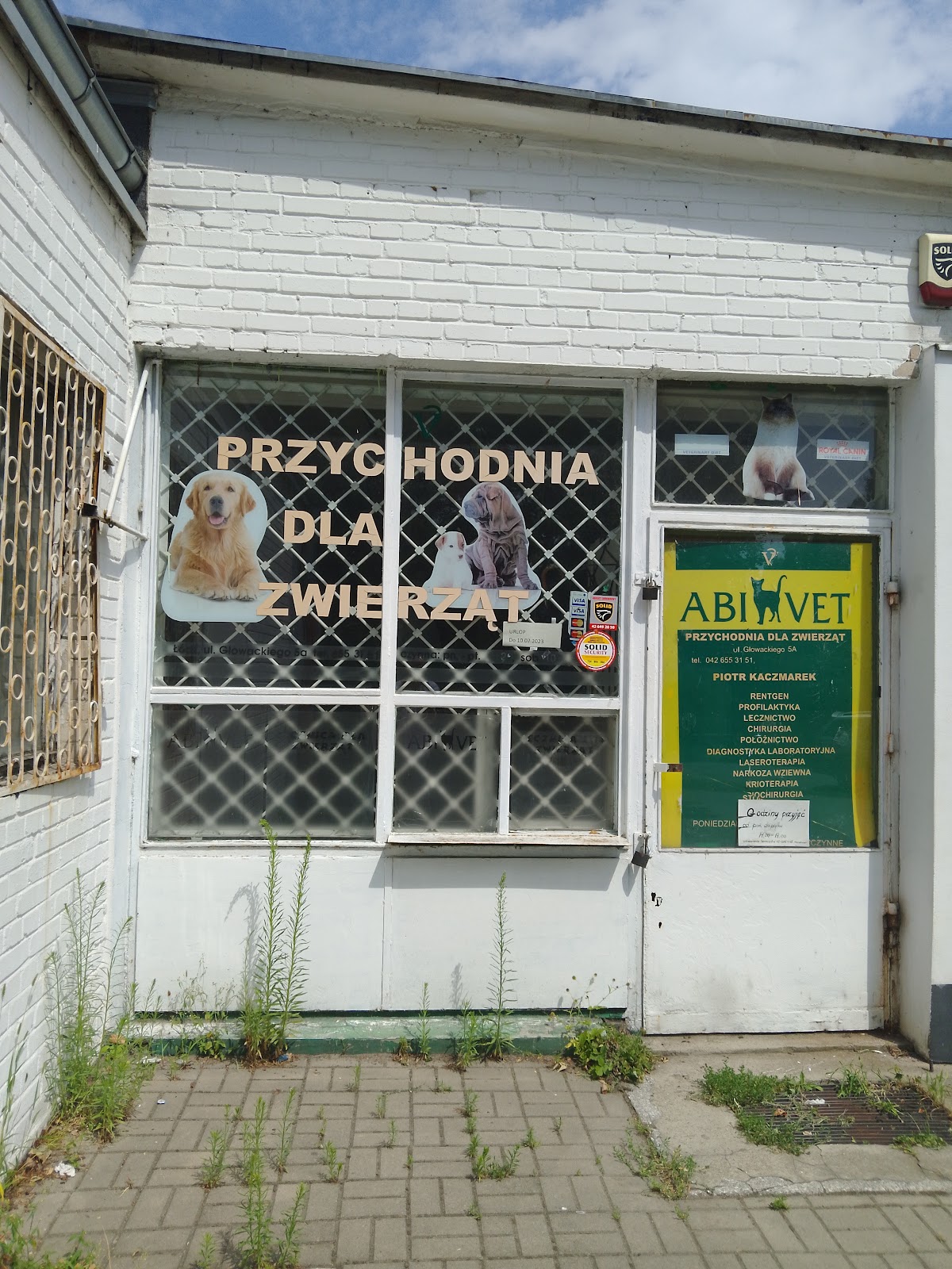 Szyld przychodni ABIVET przy ul. Głowackiego 5A w Łodzi